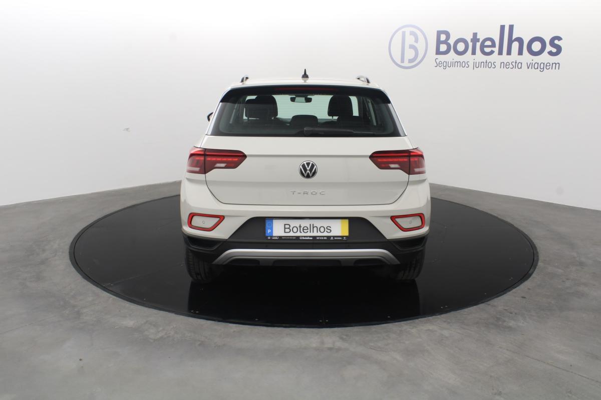 volkswagen-t-roc-2023-gasolina-999cc