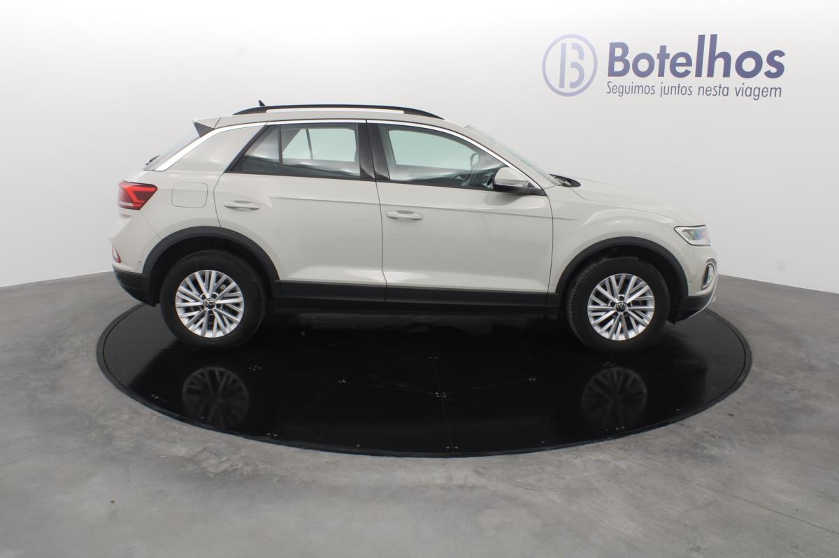 volkswagen-t-roc-2023-gasolina-999cc