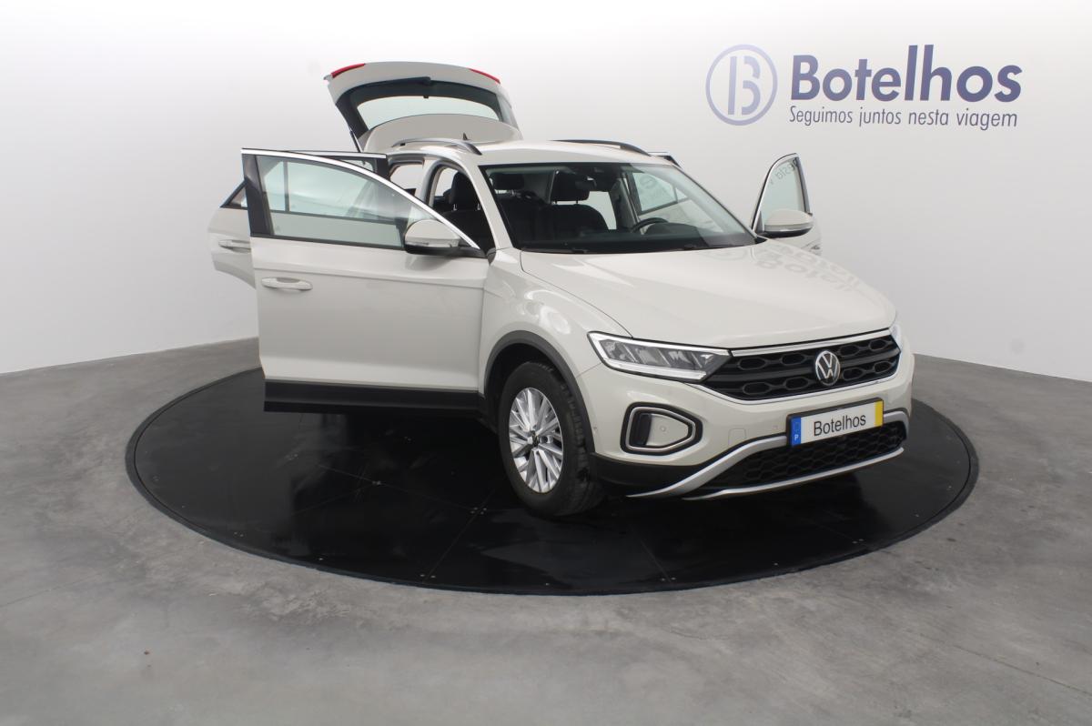 volkswagen-t-roc-2023-gasolina-999cc