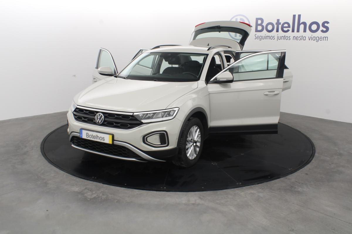 volkswagen-t-roc-2023-gasolina-999cc