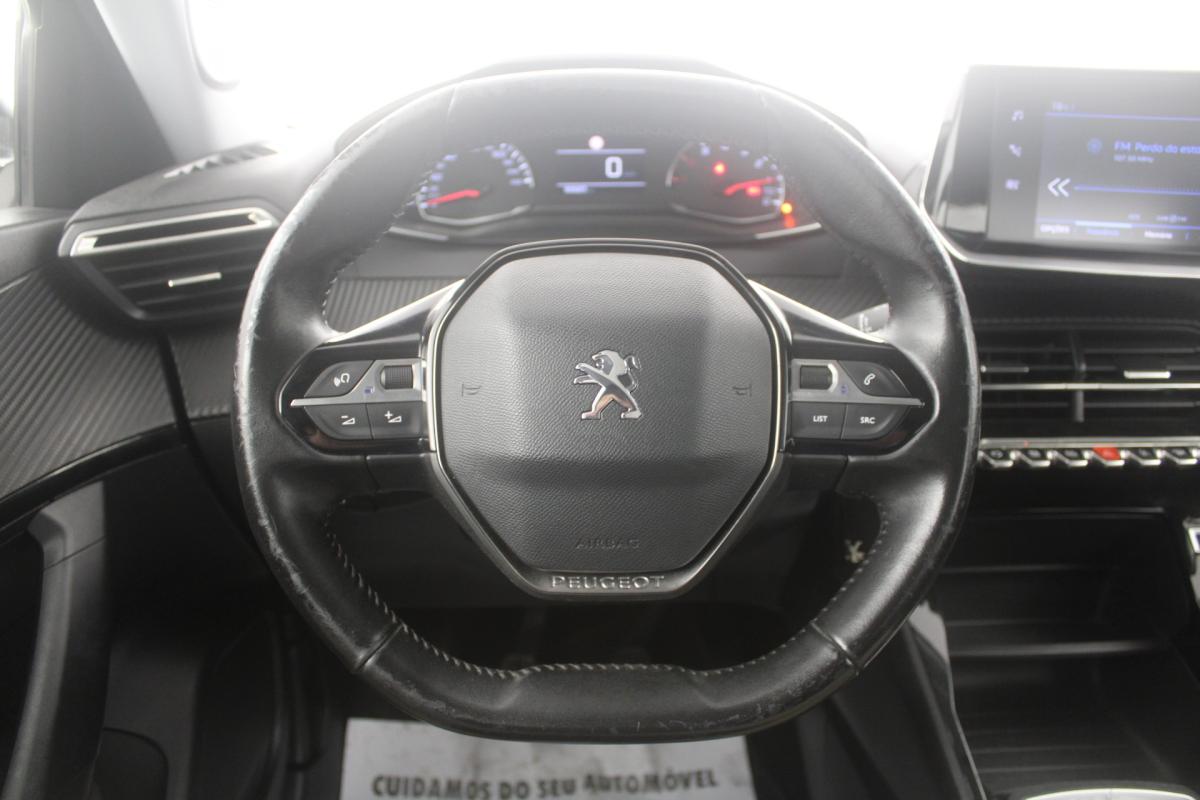 peugeot-2008-2021-gasolina-1199cc