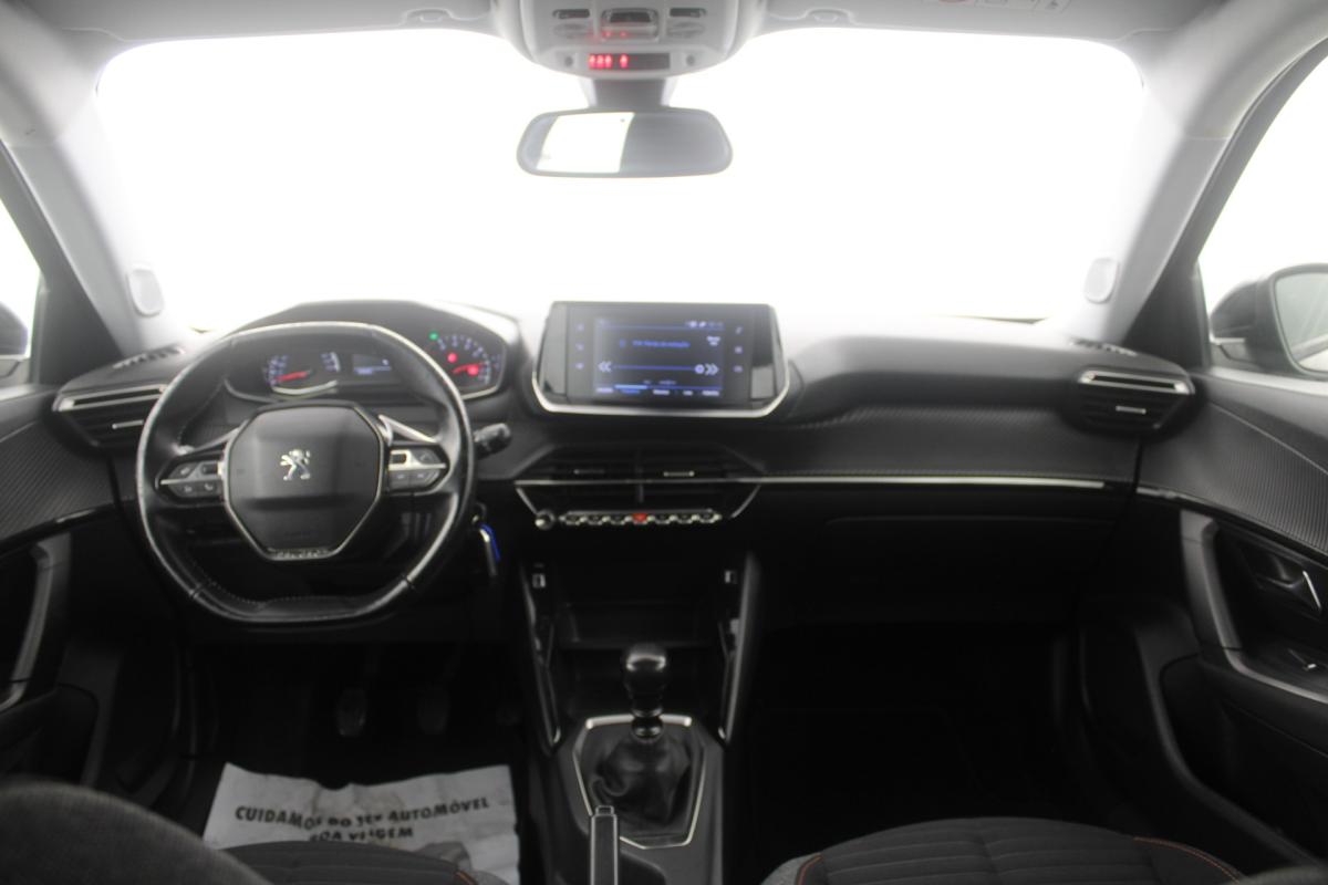 peugeot-2008-2021-gasolina-1199cc