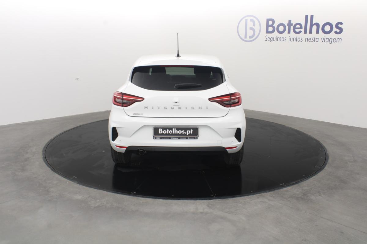 mitsubishi-colt-2024-gasolina-999cc