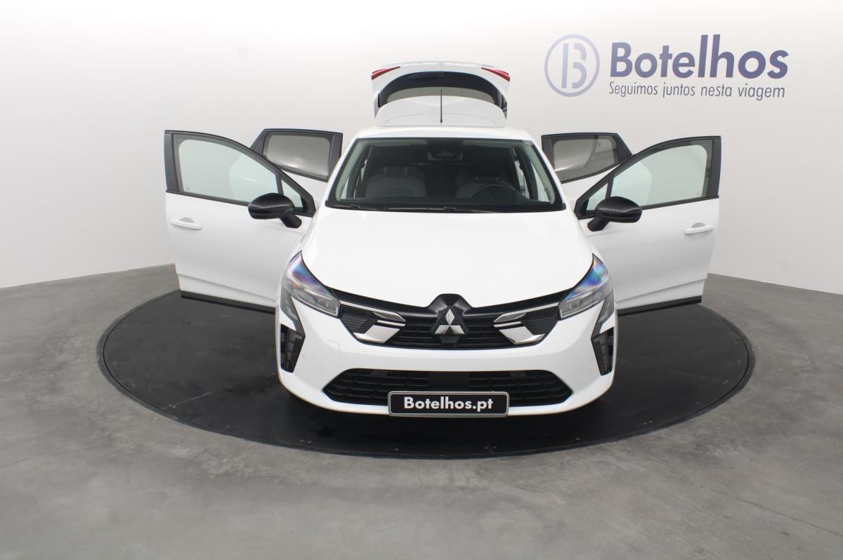 mitsubishi-colt-2024-gasolina-999cc