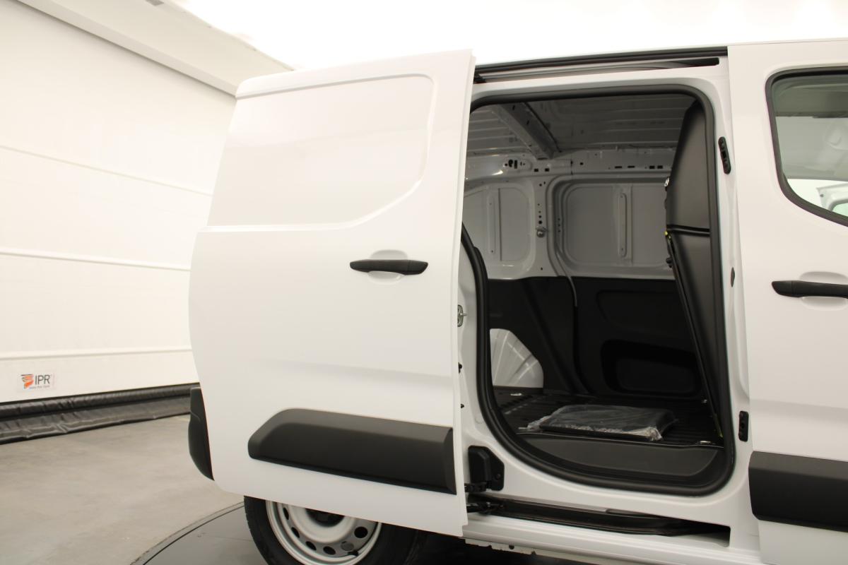 opel-combo-2024-diesel-1499cc