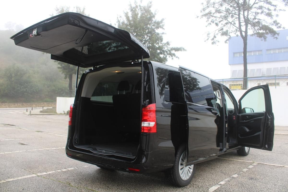 mercedes-benz-vito-2023-diesel-1950cc