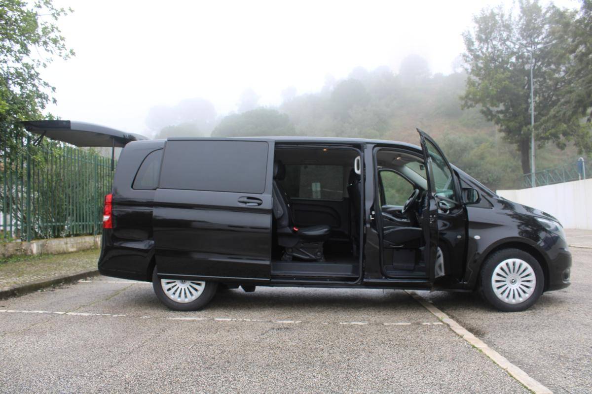 mercedes-benz-vito-2023-diesel-1950cc