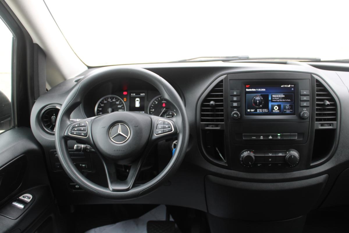 mercedes-benz-vito-2023-diesel-1950cc