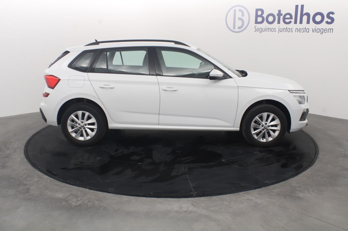 skoda-kamiq-2024-gasolina-999cc