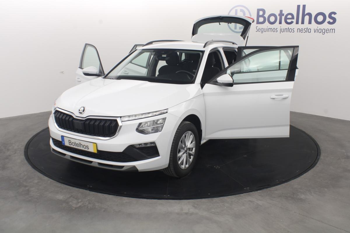 skoda-kamiq-2024-gasolina-999cc