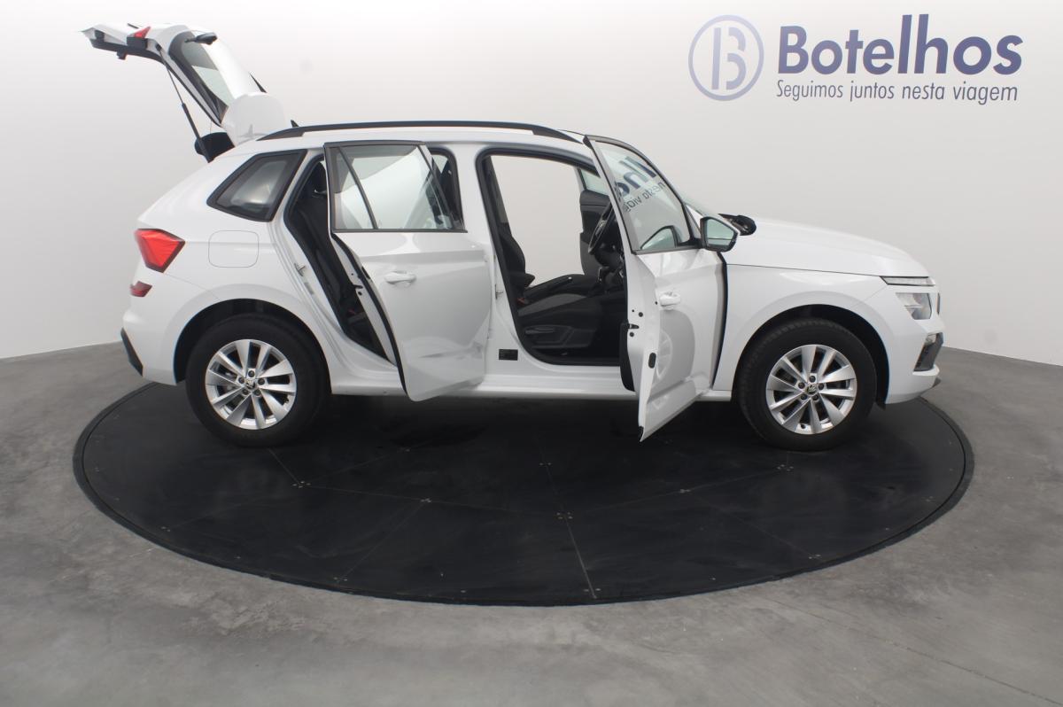 skoda-kamiq-2024-gasolina-999cc