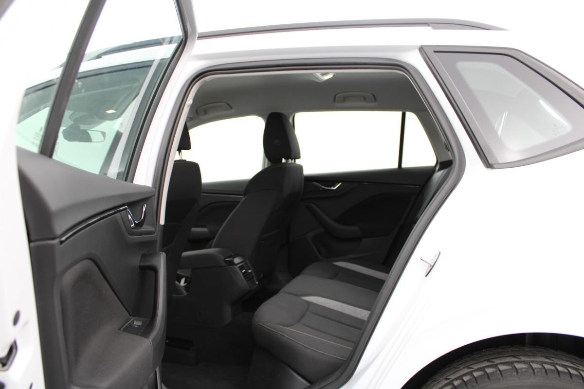 skoda-kamiq-2024-gasolina-999cc
