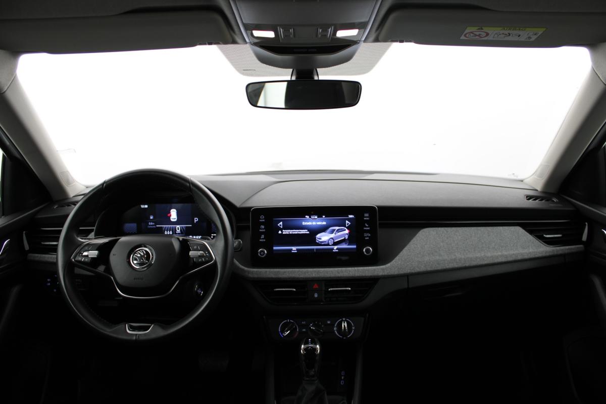 skoda-kamiq-2024-gasolina-999cc