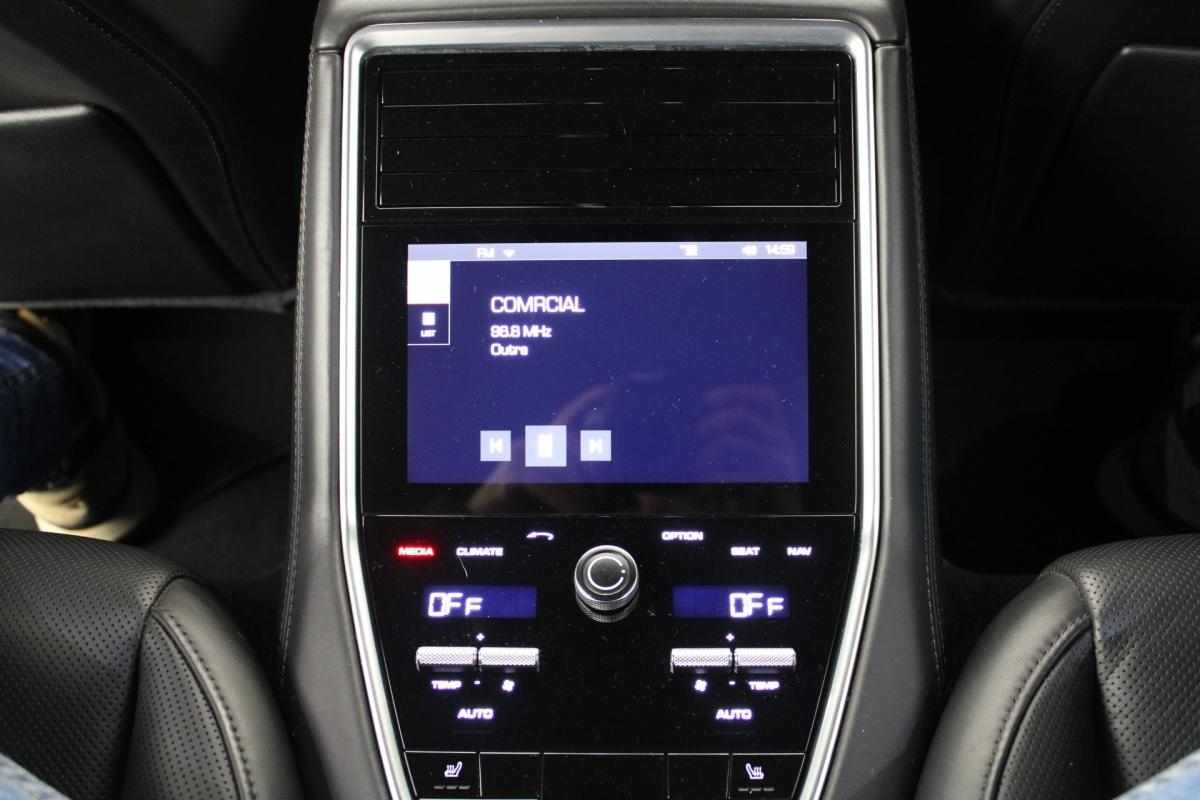 porsche-panamera-2017-hibrido-a-gasolina-3996cc