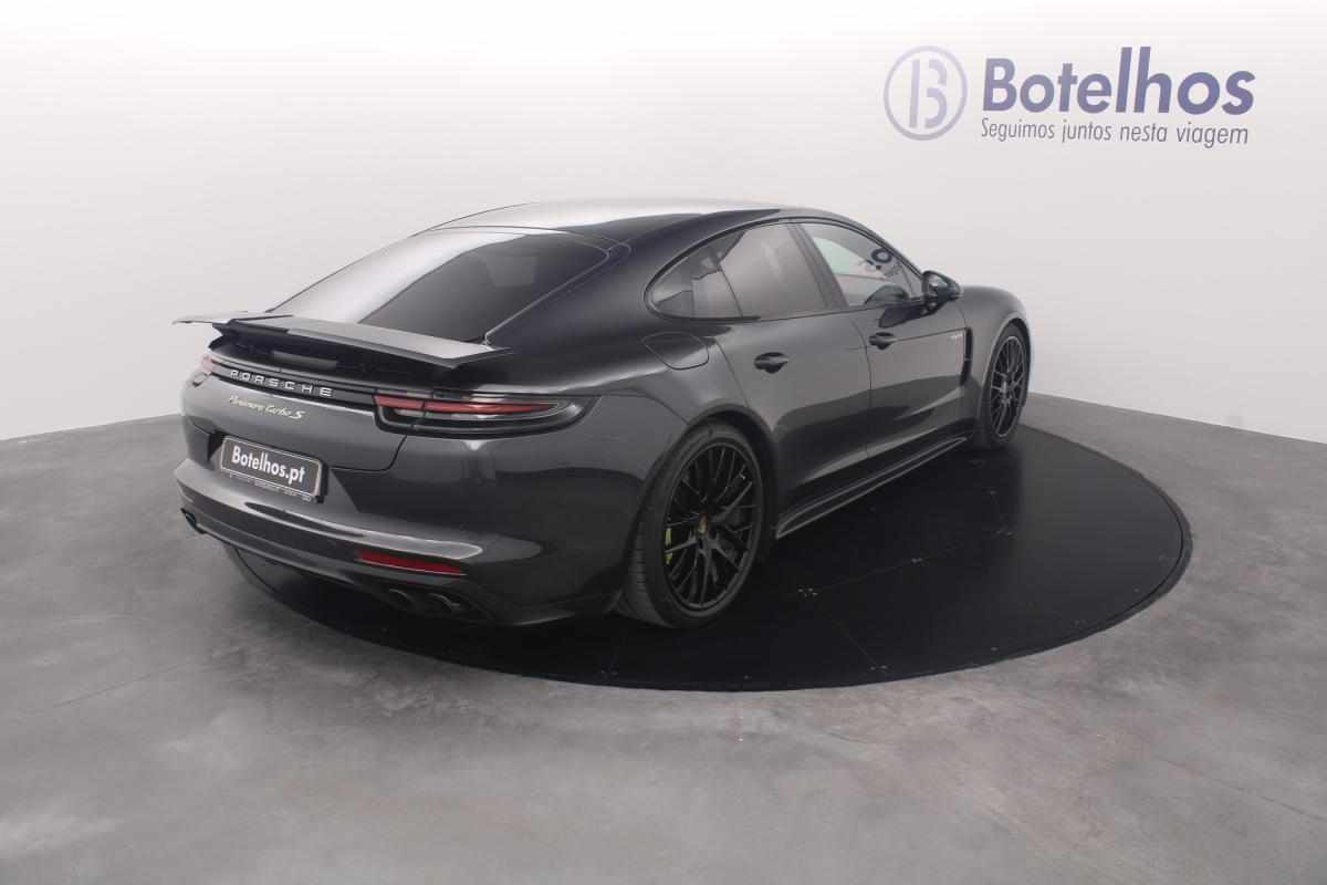 porsche-panamera-2017-hibrido-a-gasolina-3996cc