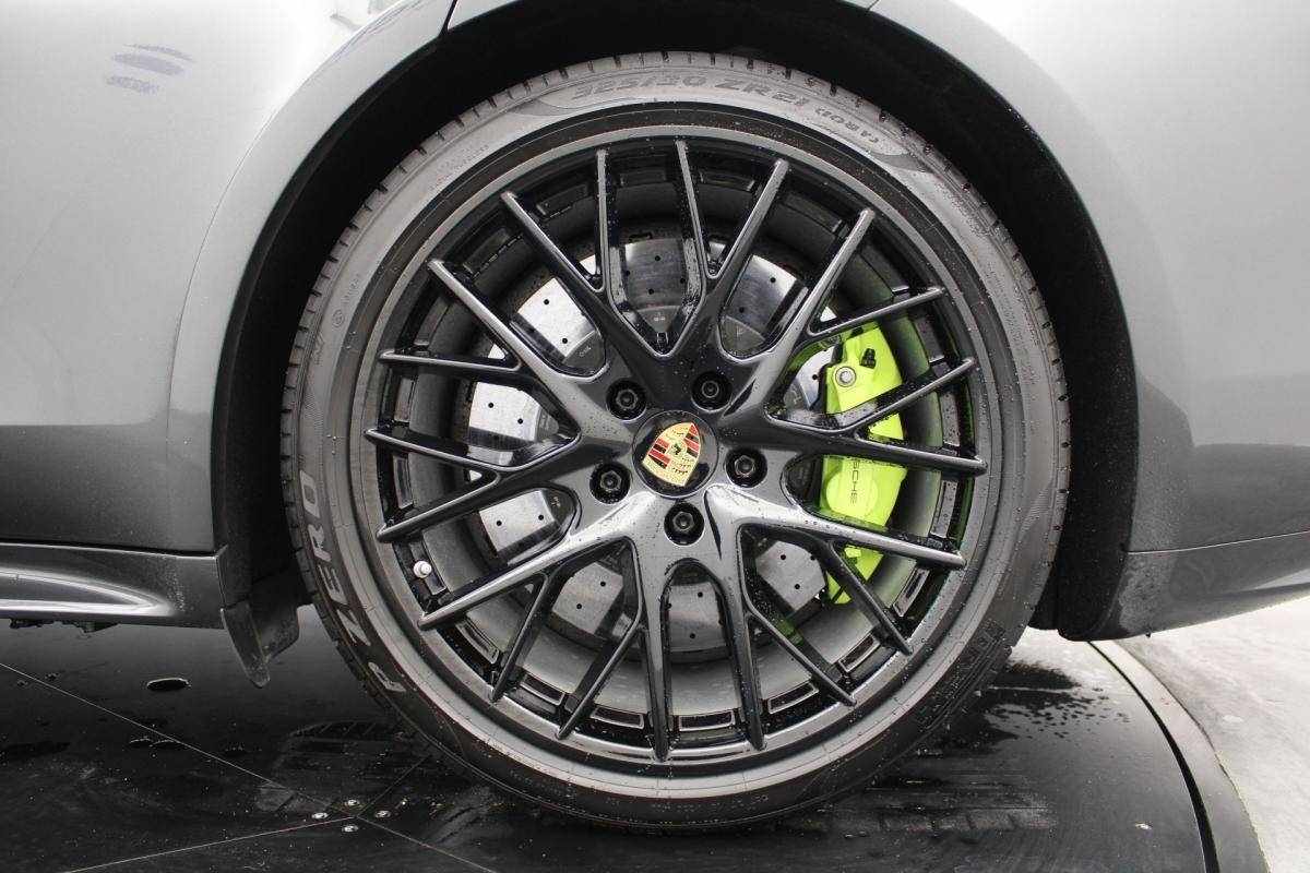 porsche-panamera-2017-hibrido-a-gasolina-3996cc