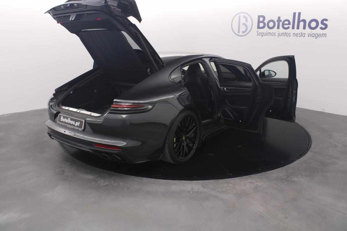 porsche-panamera-2017-hibrido-a-gasolina-3996cc