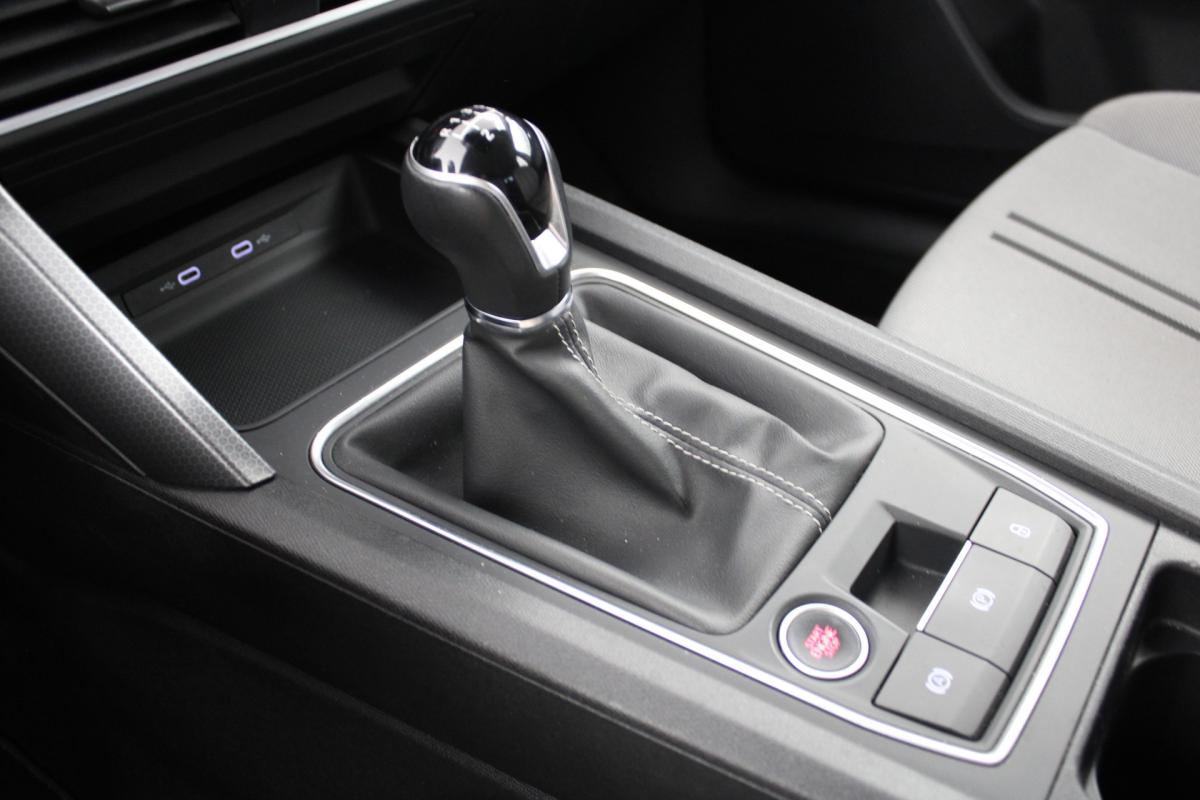 seat-leon-2022-gasolina-999cc