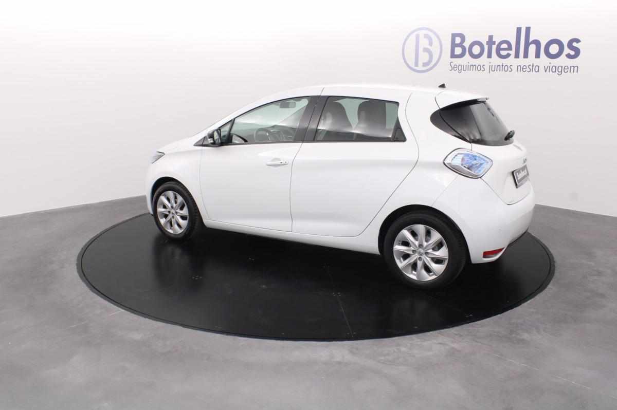 renault-zoe-2017-eletrico-0cc