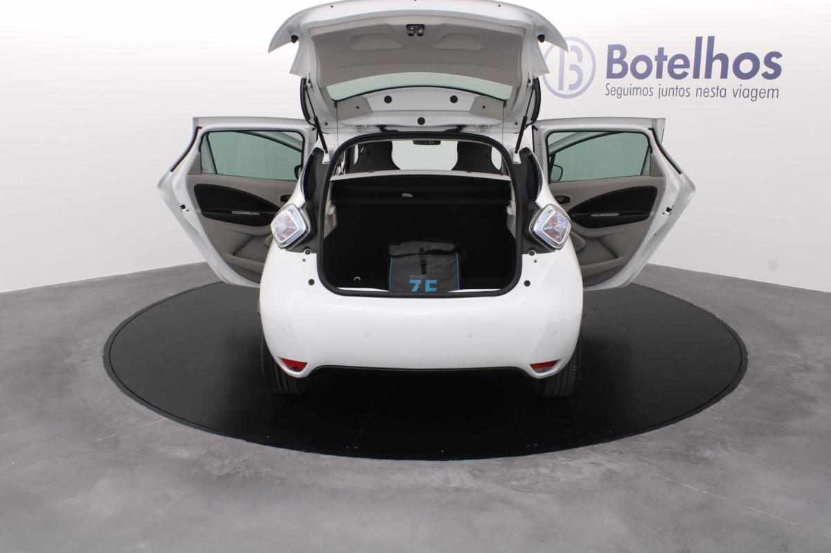 renault-zoe-2017-eletrico-0cc