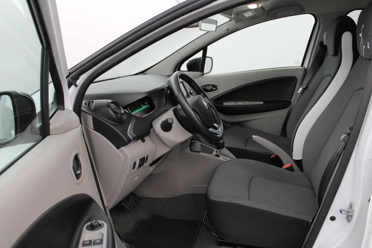 renault-zoe-2017-eletrico-0cc