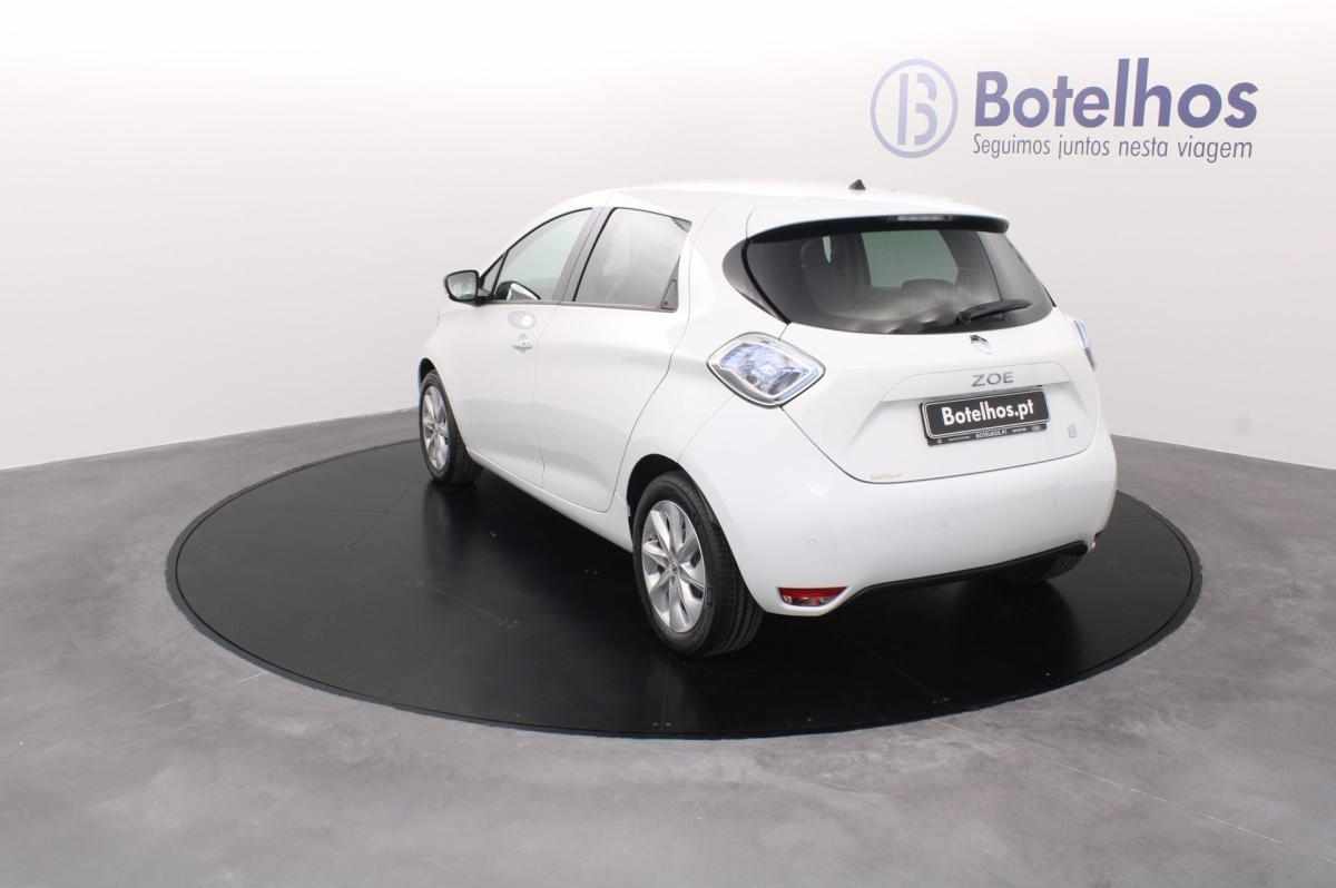 renault-zoe-2017-eletrico-0cc