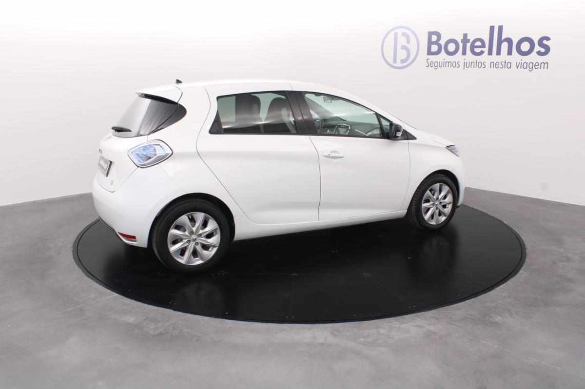 renault-zoe-2017-eletrico-0cc