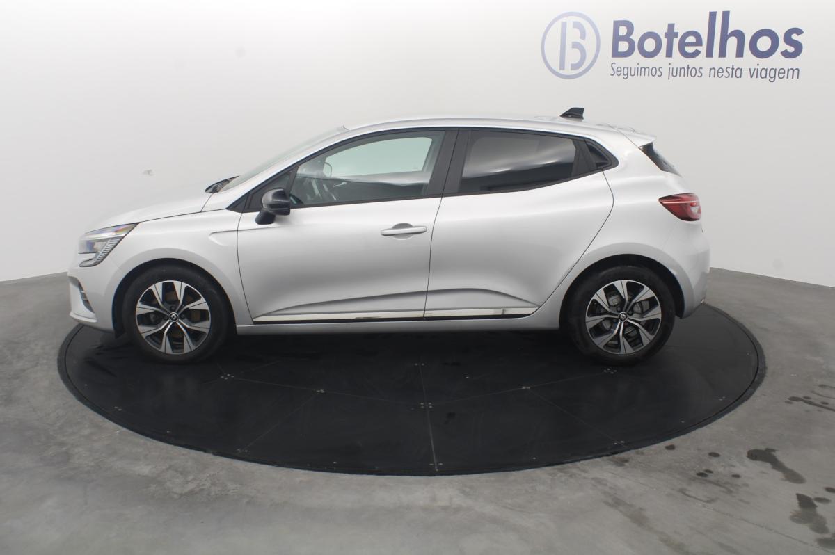 renault-clio-2023-diesel-1461cc