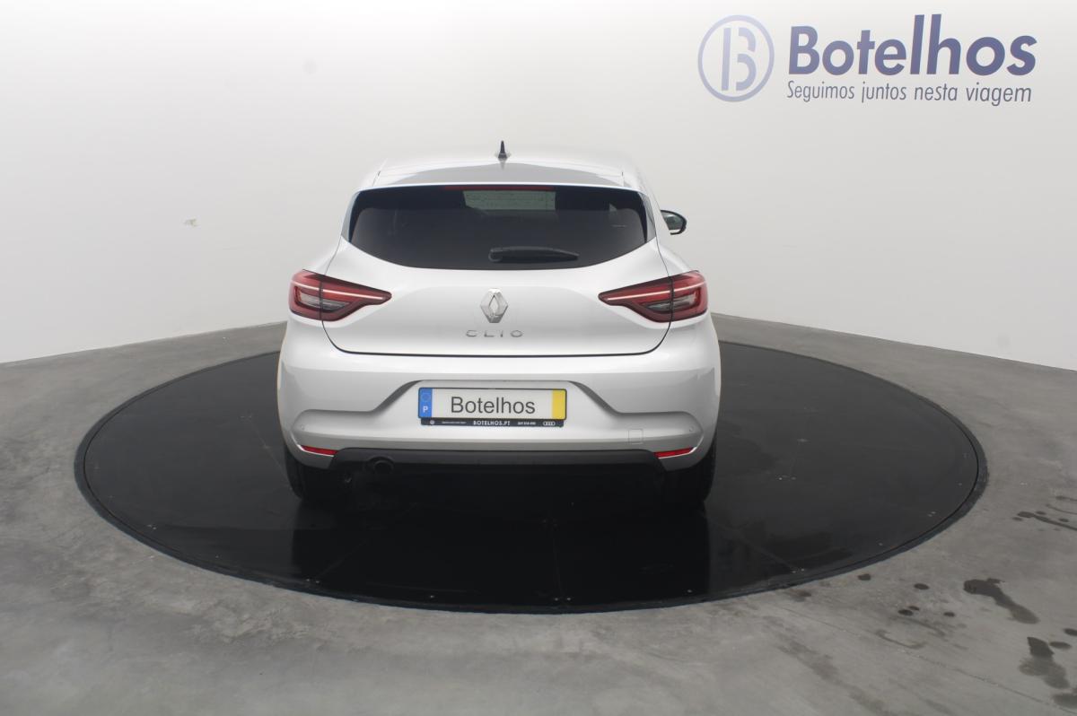 renault-clio-2023-diesel-1461cc