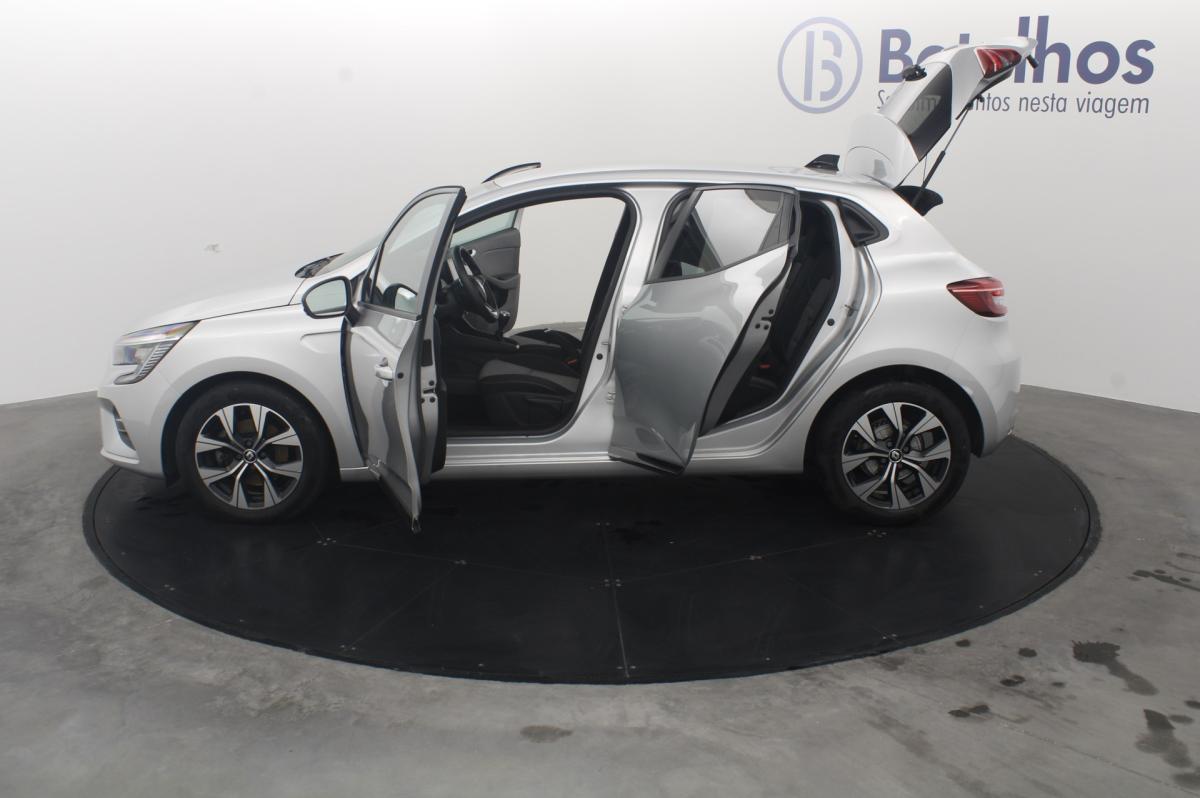 renault-clio-2023-diesel-1461cc