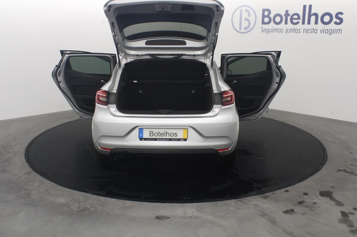 renault-clio-2023-diesel-1461cc