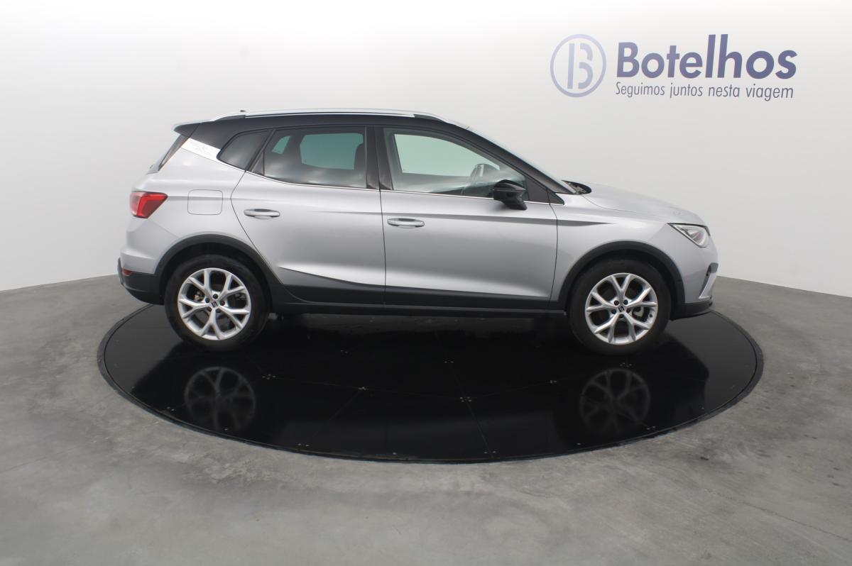 seat-arona-2024-gasolina-999cc
