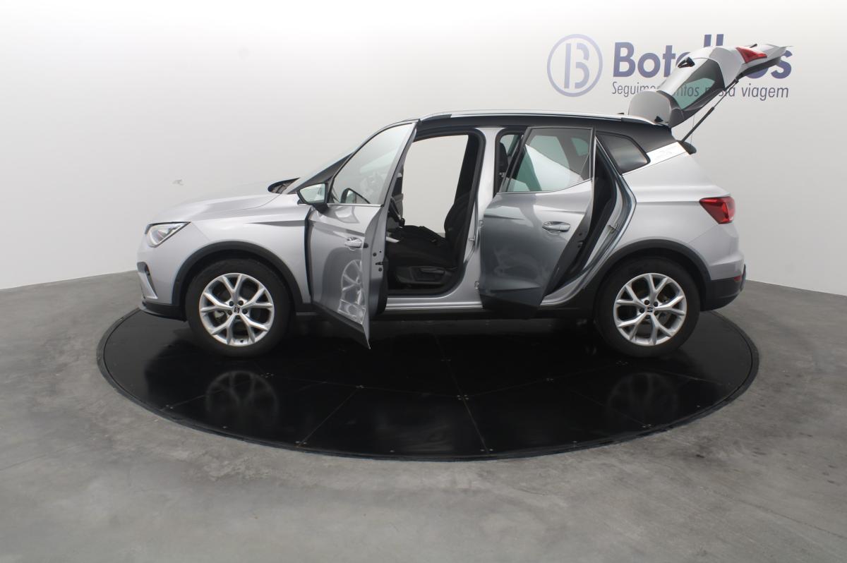 seat-arona-2024-gasolina-999cc