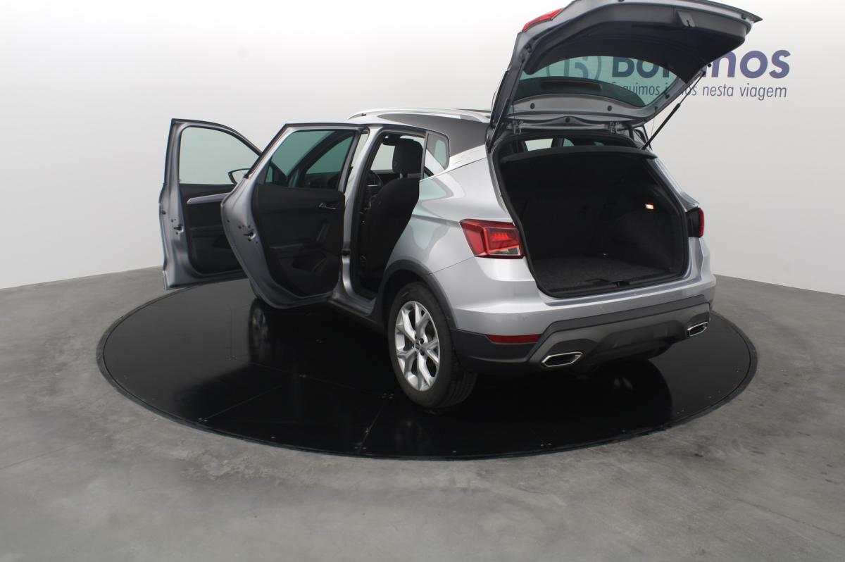 seat-arona-2024-gasolina-999cc