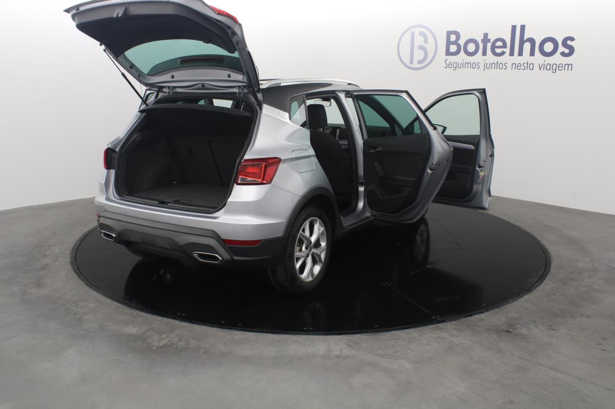 seat-arona-2024-gasolina-999cc