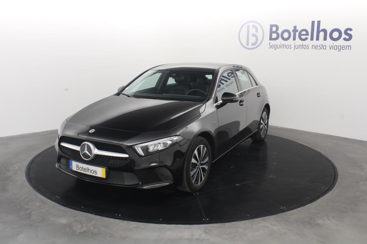 mercedes-benz-classe-a-2022-hibrido-a-gasolina-1332cc