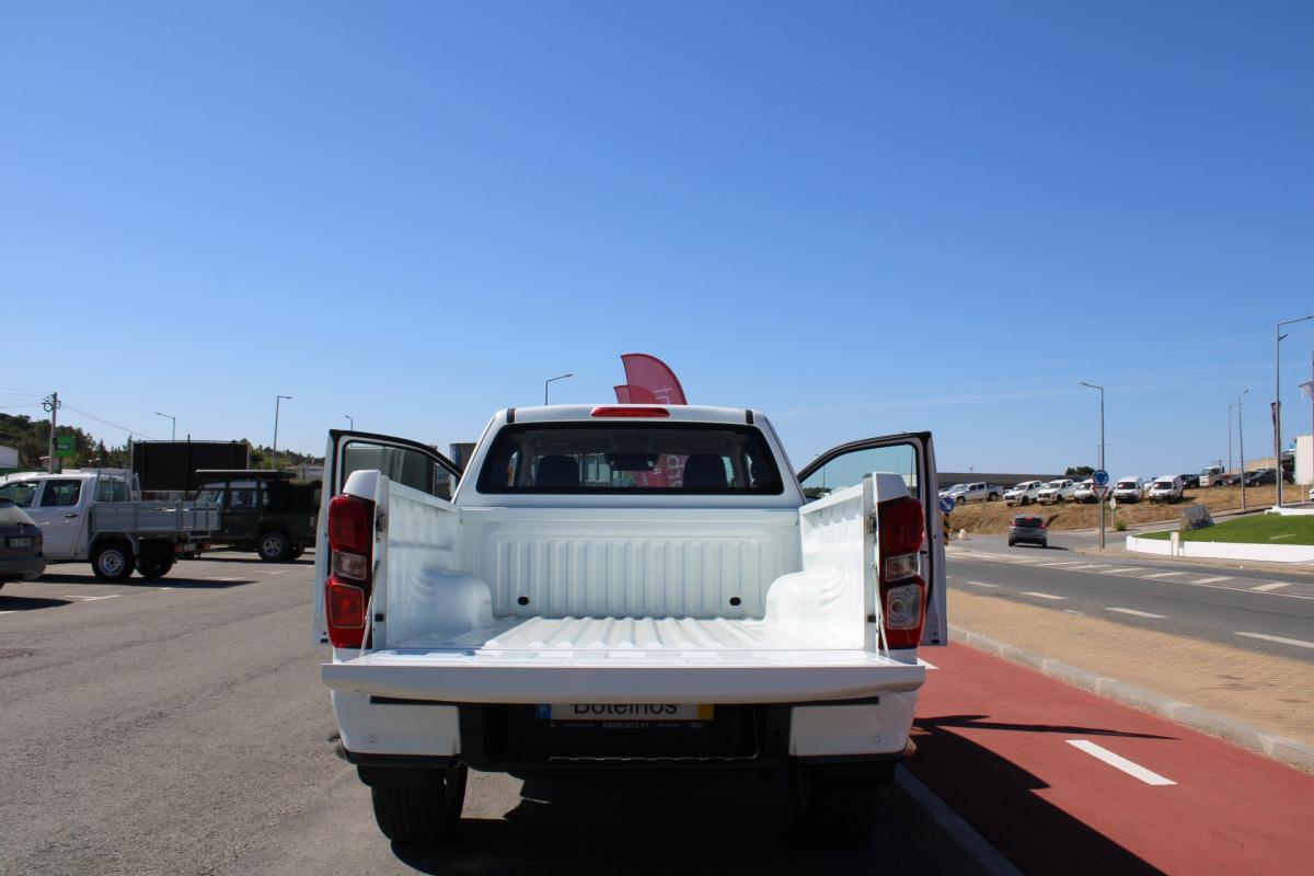 isuzu-d-max-2025-diesel-1898cc
