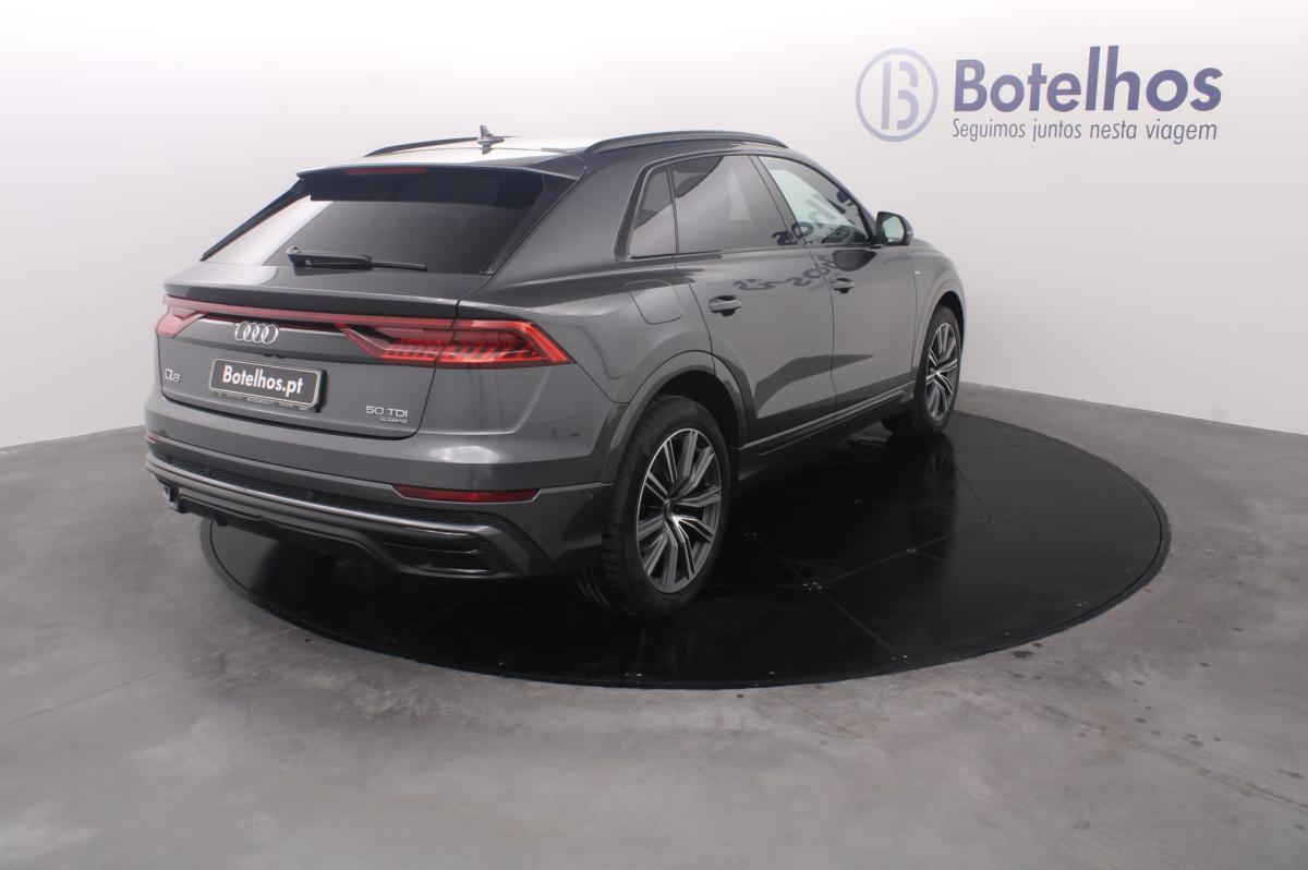 audi-q8-2022-diesel-2967cc