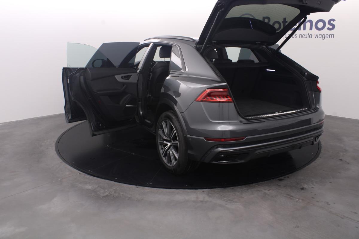 audi-q8-2022-diesel-2967cc