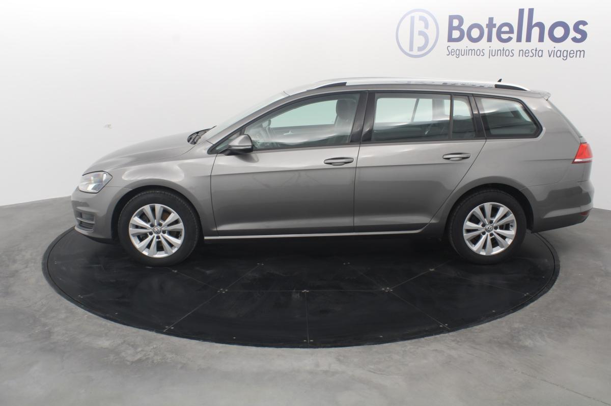 volkswagen-golf-variant-2017-diesel-1598cc