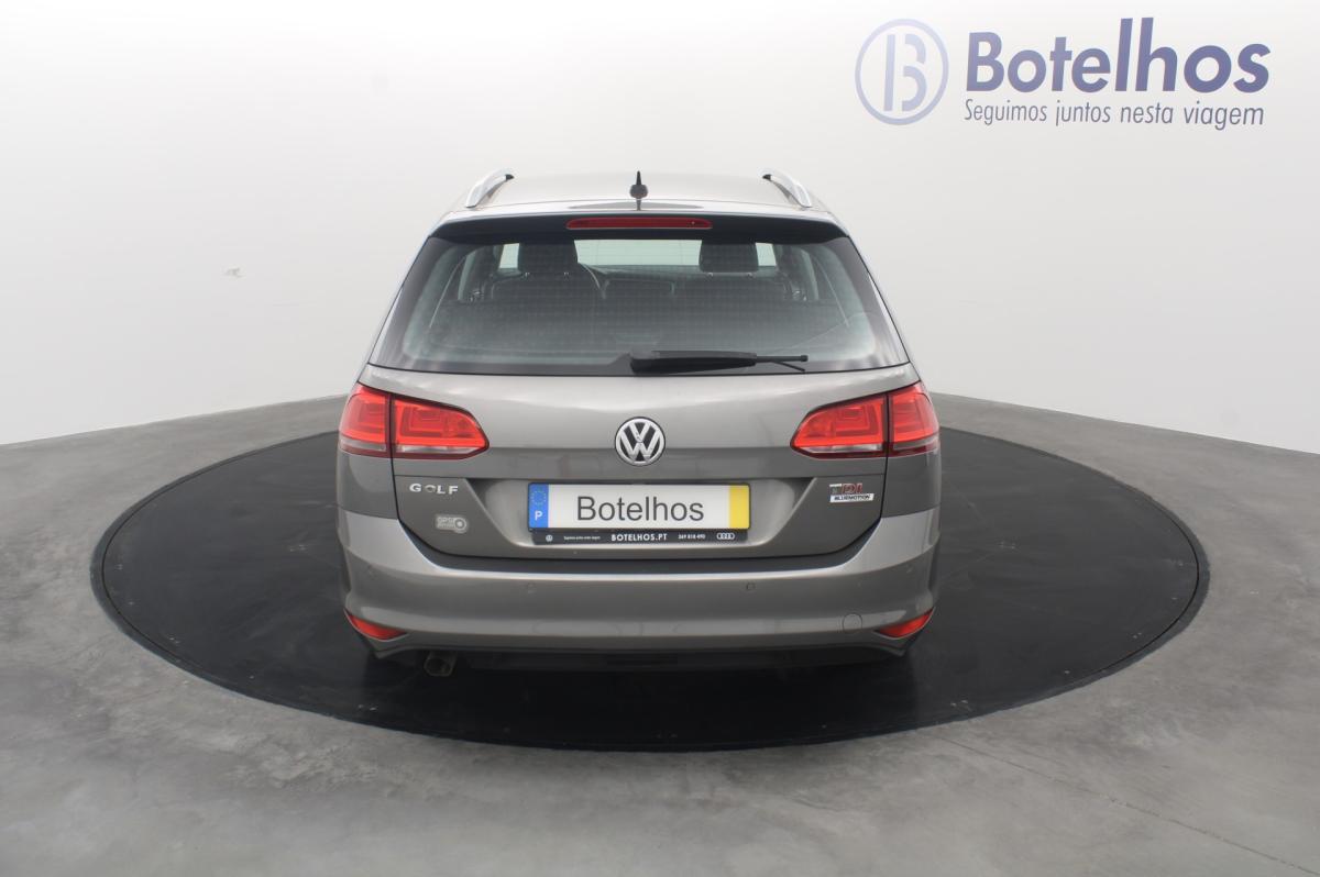 volkswagen-golf-variant-2017-diesel-1598cc