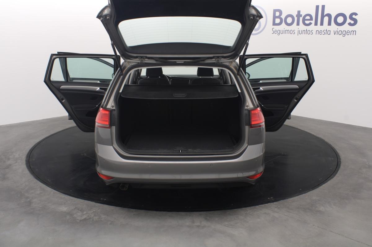 volkswagen-golf-variant-2017-diesel-1598cc