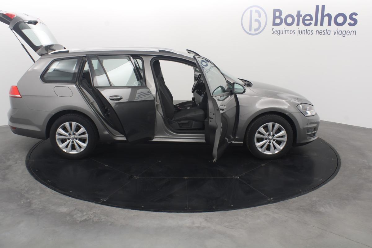 volkswagen-golf-variant-2017-diesel-1598cc
