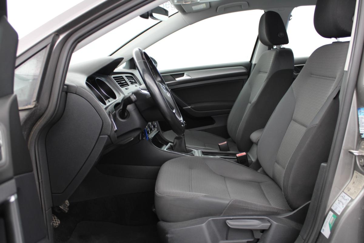 volkswagen-golf-variant-2017-diesel-1598cc