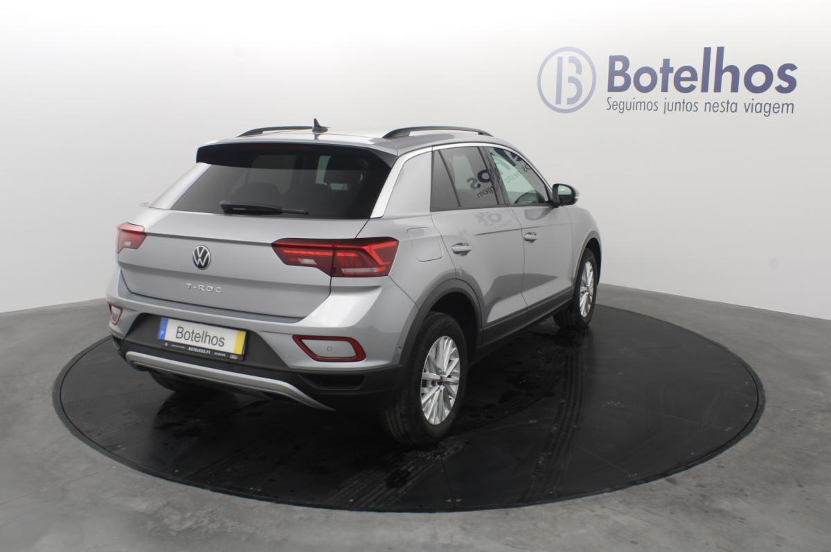 volkswagen-t-roc-2023-gasolina-999cc
