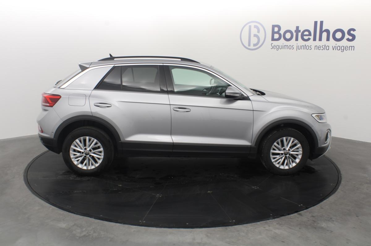 volkswagen-t-roc-2023-gasolina-999cc