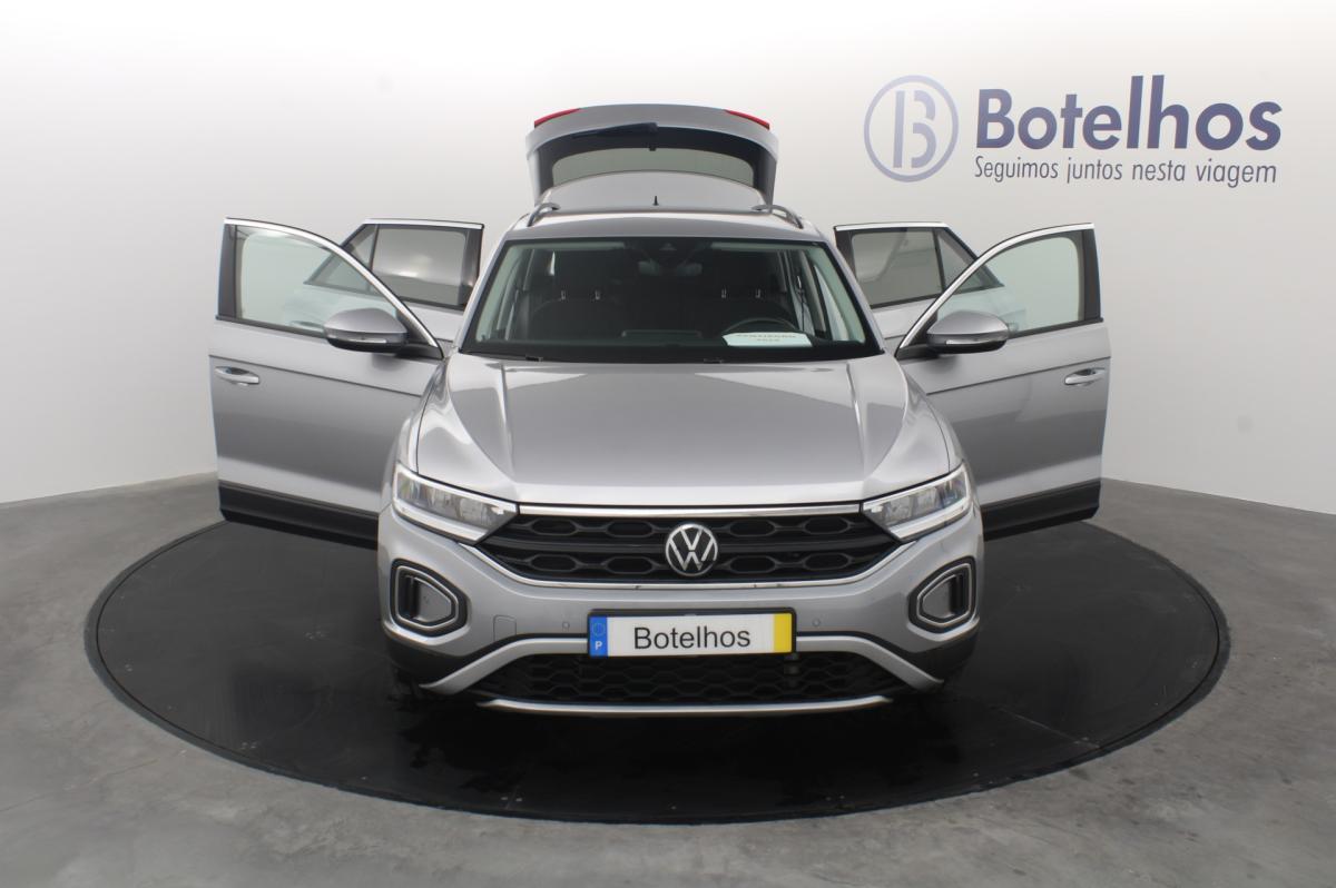 volkswagen-t-roc-2023-gasolina-999cc