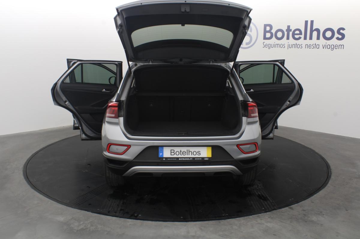volkswagen-t-roc-2023-gasolina-999cc