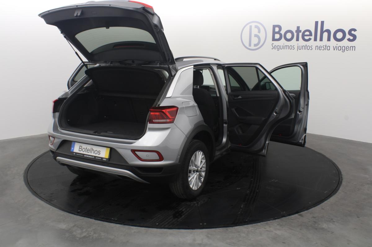 volkswagen-t-roc-2023-gasolina-999cc
