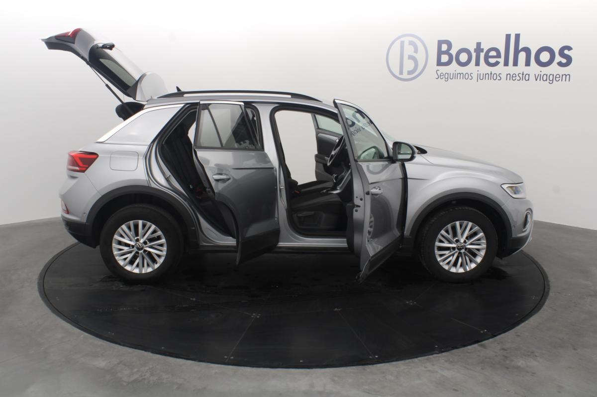 volkswagen-t-roc-2023-gasolina-999cc